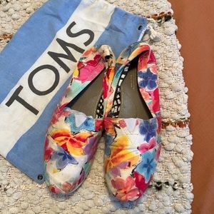 Floral Toms Alpargatas w/ bag